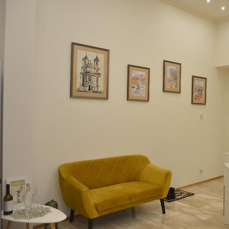 Elegant Apartman Eger Exterior foto
