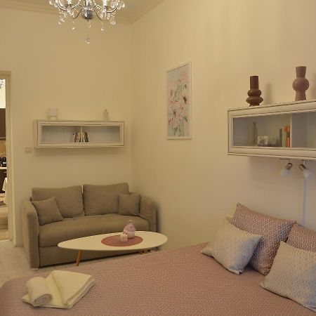Elegant Apartman Eger Exterior foto