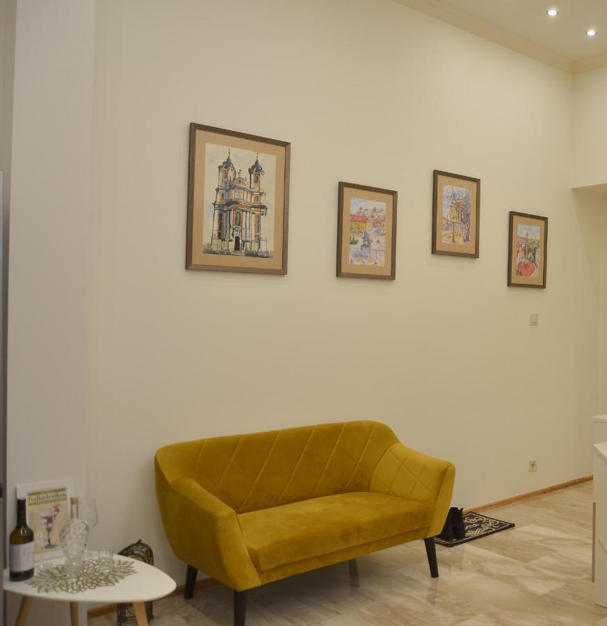 Elegant Apartman Eger Exterior foto